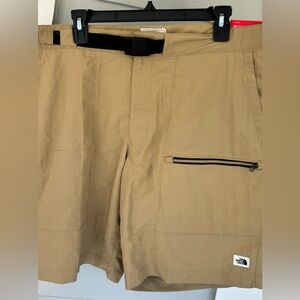 North Face Khaki Shorts NWT